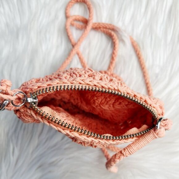 Crochet Mini Crossbody Purse Pink - Picture 4 of 4
